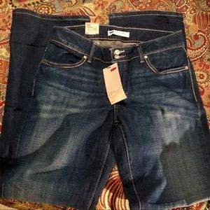 🐸 NWT LEVI’S 529 Curvy Boot Cut Jeans